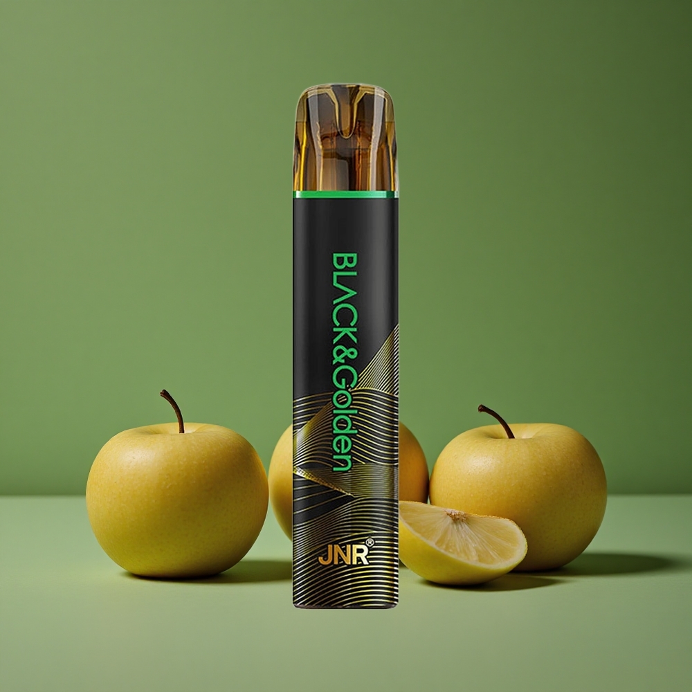 Sur Æble JNR Black&Golden 800 Pust 550mAh Batterikapacitet Denmark vape